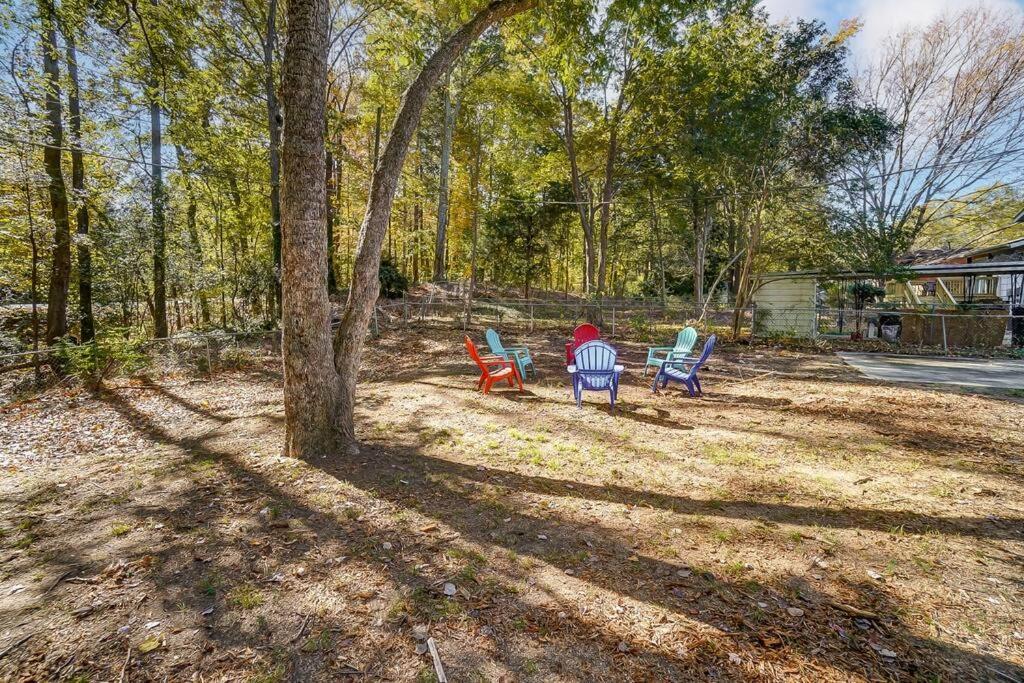 Charlotte Charm Haven With Outdoor Tv Exterior foto